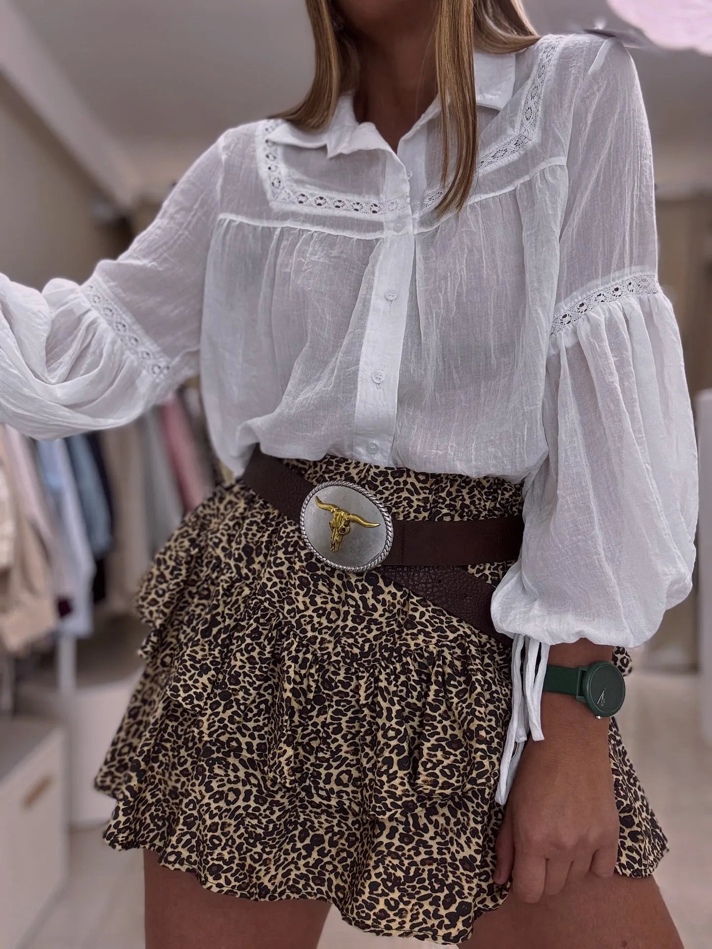 Casual Linen-cotton Shirt With Lace-trim Paneling