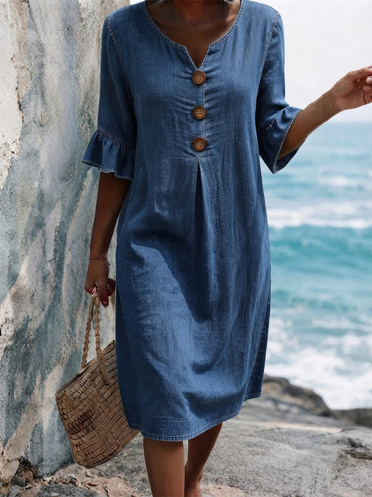 Solid-color Cotton Dress Featuring A V-neck, Three Wooden Buttons, Front Pleats, And Flattering Ruffled Mid-length Sleeves