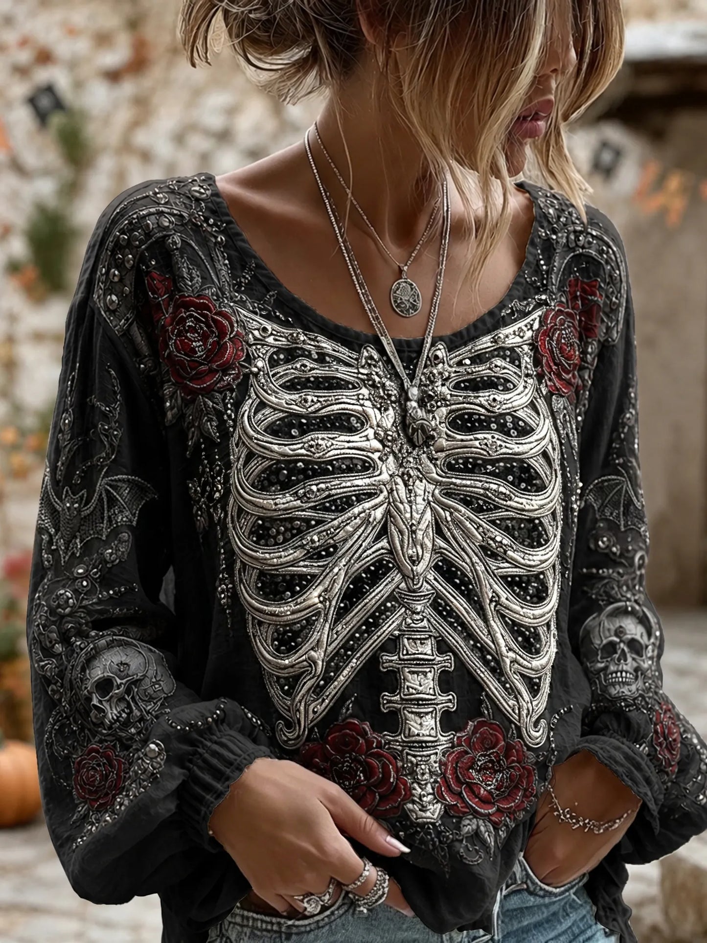 Women's Retro Halloween Spider Skeleton Themed Casual Crew Neck Long Sleeve T-shirt