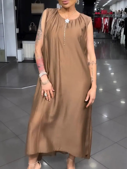 Stylish Tencel-cotton Sleeveless Dress Featuring Metal Chain Detailing.