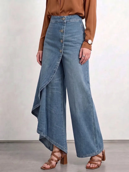 Women's High-waisted Relaxed Fit Wide-leg Jeans With A Stylish Design.