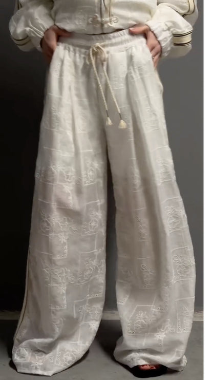 Women's Lapel Suit with Embroidery and Button-Knot Design