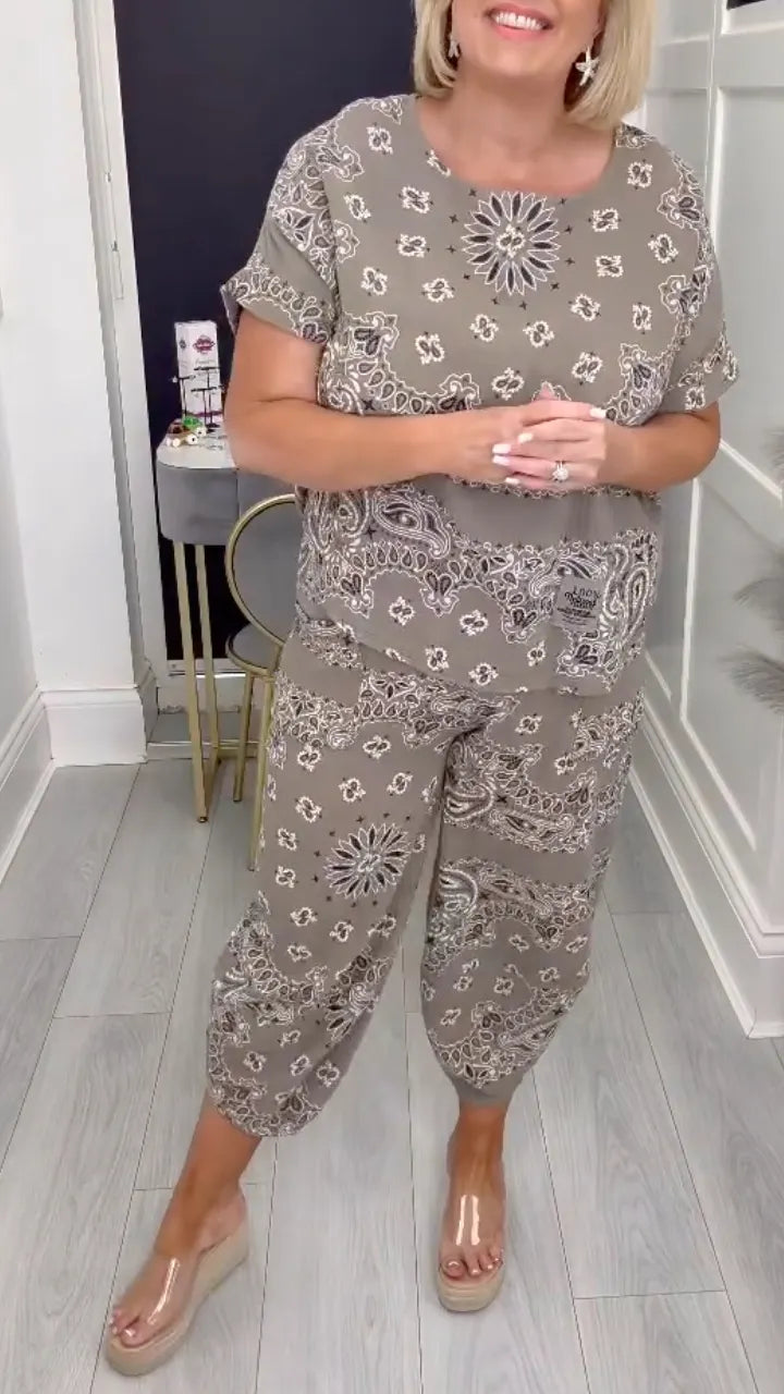 Print Short Sleeve Top & Jogger Pants Co‑Ord Set